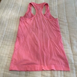 Lululemon razorback tank